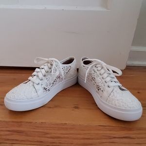 White "lace" tennis sneakers